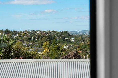 Photo of property in 64b Triangle Road, Massey, Auckland, 0614
