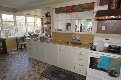 Photo of property in 253 Palmerston Street, Westport, 7825