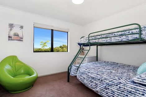 Photo of property in 22 Thelma Road, Mangawhai Heads, Mangawhai, 0505