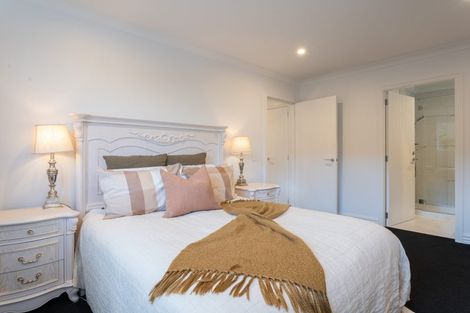 Photo of property in 100 Melksham Drive, Churton Park, Wellington, 6037