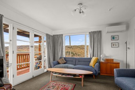 Photo of property in 89 Branxholm Street, Roxburgh, 9500