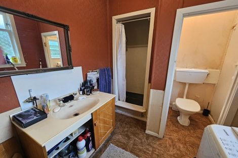 Photo of property in 11 Matai Street, Kaka Point, Balclutha, 9271