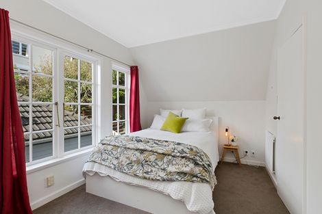 Photo of property in 14 Blakey Avenue, Karori, Wellington, 6012