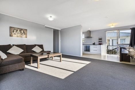 Photo of property in 24a/3 Waimumu Road, Massey, Auckland, 0614