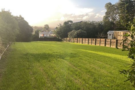 Photo of property in 63 Golf Road, New Lynn, Auckland, 0600