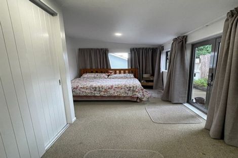 Photo of property in 65 Te Wharau Drive, Greenhithe, Auckland, 0632