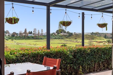 Photo of property in 8c Wiltshire Place, Te Puke, 3119