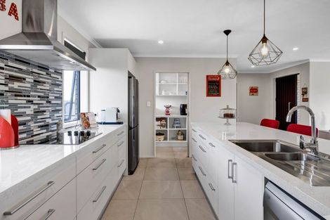 Photo of property in 472 Turuturu Road, Hawera, 4674