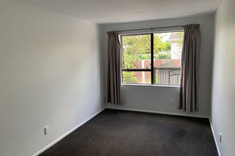 Photo of property in 32 Prestons Road, Redwood, Christchurch, 8051