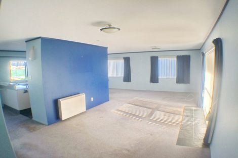 Photo of property in 8a Helena Place, Feilding, 4702