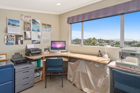 Photo of property in 12 Hazelnut Way, Bellevue, Tauranga, 3110