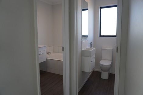 Photo of property in 28 Sholto Duncan Crescent, Halswell, Christchurch, 8025