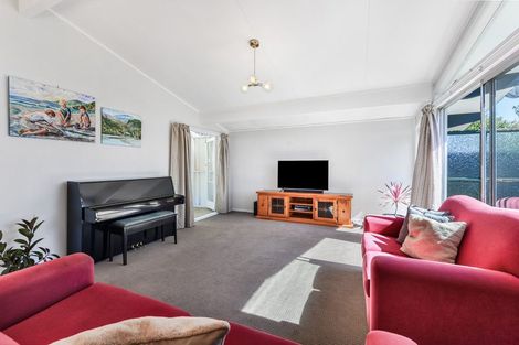 Photo of property in 17 Sherwood Drive, Pukete, Hamilton, 3200