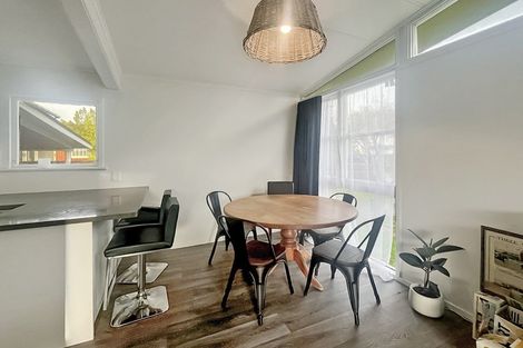 Photo of property in 15 Langley Avenue, Milson, Palmerston North, 4414
