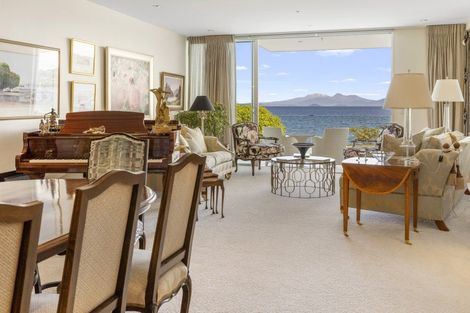 Photo of property in 110 Lake Terrace, Taupo, 3330