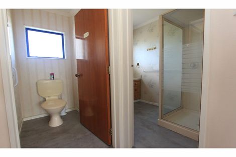 Photo of property in 1 Henry Street, Blenheim, 7201