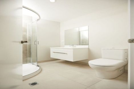 Photo of property in 80 Mckenzie Road, Mangere Bridge, Auckland, 2022