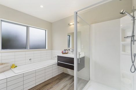 Photo of property in 44 Kotuku Drive, Paraparaumu Beach, Paraparaumu, 5032