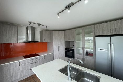 Photo of property in 89 Exmouth Road, Northcote, Auckland, 0627