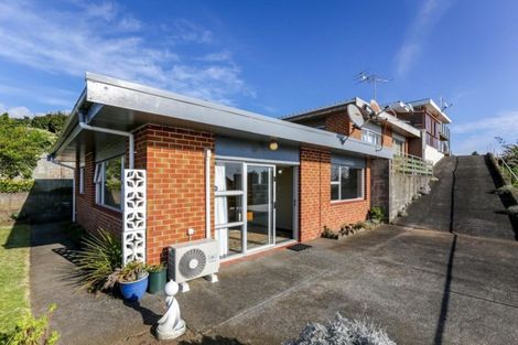 Photo of property in 1/1 Findlay Street, Moturoa, New Plymouth, 4310