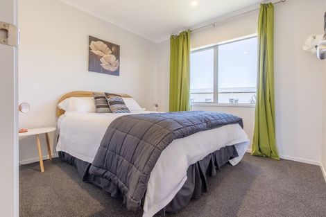 Photo of property in 15 Wai Matangi Place, Motuoapa, 3382