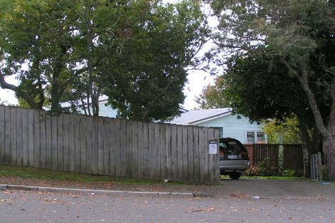 Photo of property in 12 Mirage Place, Beach Haven, Auckland, 0626