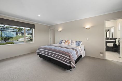 Photo of property in 3 Linden Place, Matipo Heights, Rotorua, 3015