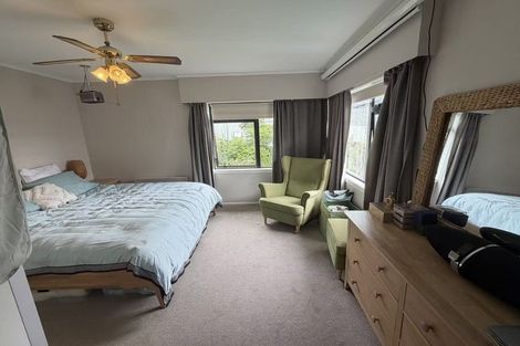 Photo of property in 1/26 Philson Terrace, Browns Bay, Auckland, 0630
