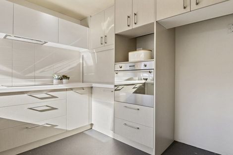 Photo of property in 10a Nikau Place, Riccarton, Christchurch, 8011