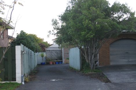 Photo of property in 14 Glucina Avenue, West Harbour, Auckland, 0618