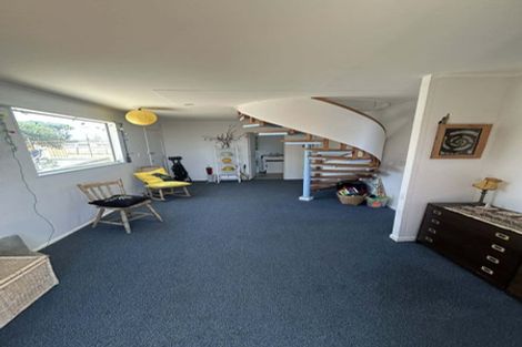 Photo of property in 228 Marine Parade, Otaki Beach, Otaki, 5512