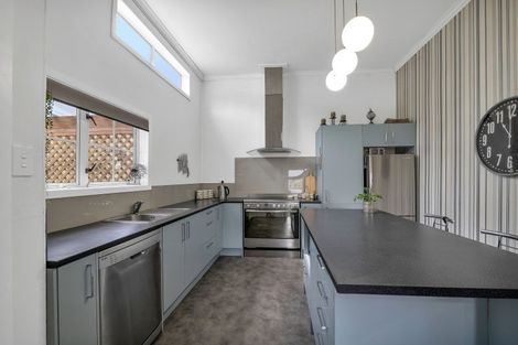 Photo of property in 18 Pembroke Road, Stratford, 4332