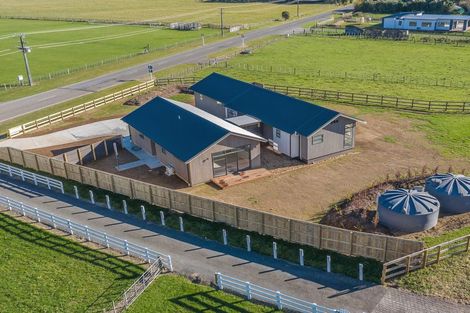 Photo of property in 133b Muhunoa Road East, Ohau, 5570