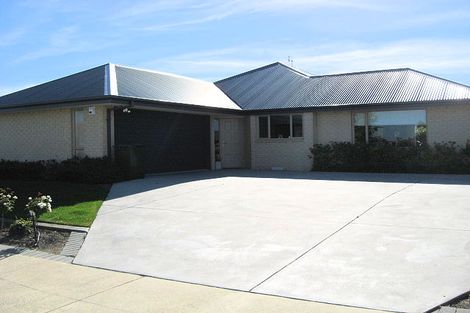 Photo of property in 56 Mounter Avenue, Northwood, Christchurch, 8051