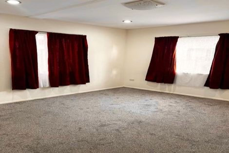 Photo of property in 38 Kenderdine Road, Papatoetoe, Auckland, 2025
