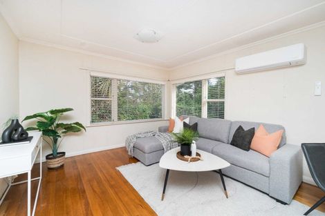 Photo of property in 140 Aokautere Drive, Fitzherbert, Palmerston North, 4410