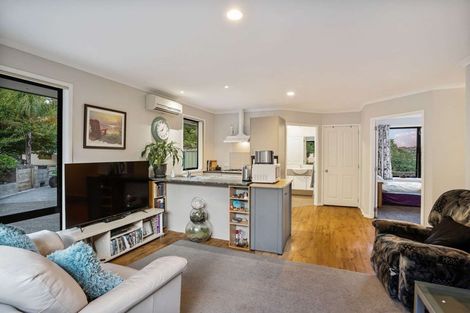 Photo of property in 51a Hibiscus Coast Highway, Silverdale, 0932