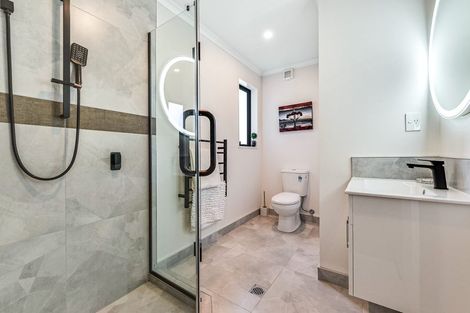 Photo of property in 8 Kaaka Street, Cambridge, 3434