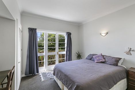 Photo of property in 5 Thorby Street, Northland, Wellington, 6012