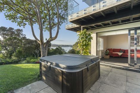 Photo of property in 109c Pah Road, Cockle Bay, Auckland, 2014