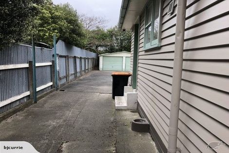 Photo of property in 6 Rochester Street, Awapuni, Palmerston North, 4412