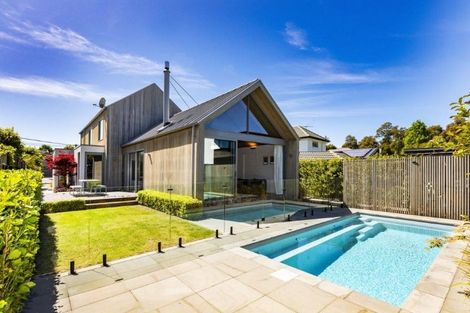 Photo of property in 3 Ngahere Street, Fendalton, Christchurch, 8041