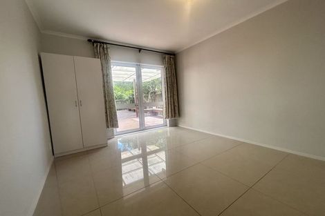 Photo of property in 3/25 Nicholas Road, Somerville, Auckland, 2014