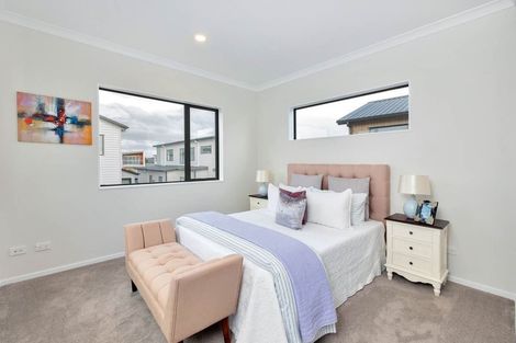 Photo of property in 15 Toanui Road, Hobsonville, Auckland, 0616