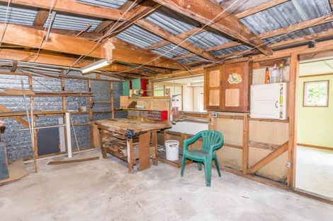 Photo of property in 8 Sarona Avenue, Glen Eden, Auckland, 0602