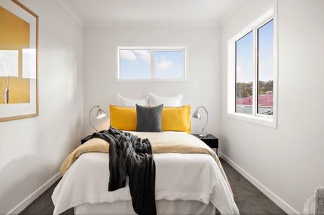 Photo of property in 26b Stottholm Road, Titirangi, Auckland, 0604