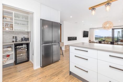 Photo of property in 74 Kotare Street, Waikanae, 5036