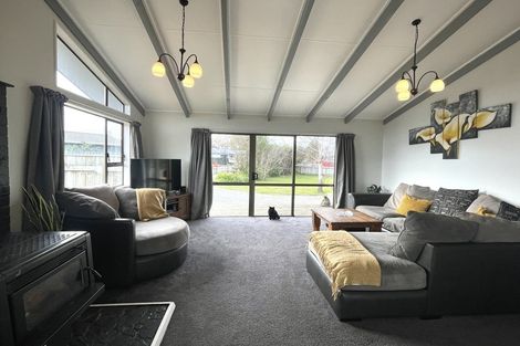 Photo of property in 20 Pukepapa Road, Marton, 4710