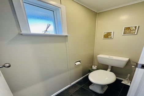 Photo of property in 50 Black Rock Road, Newlands, Wellington, 6037