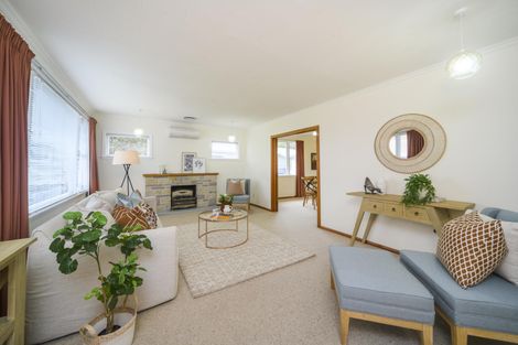 Photo of property in 7 Ruha Street, West End, Palmerston North, 4412
